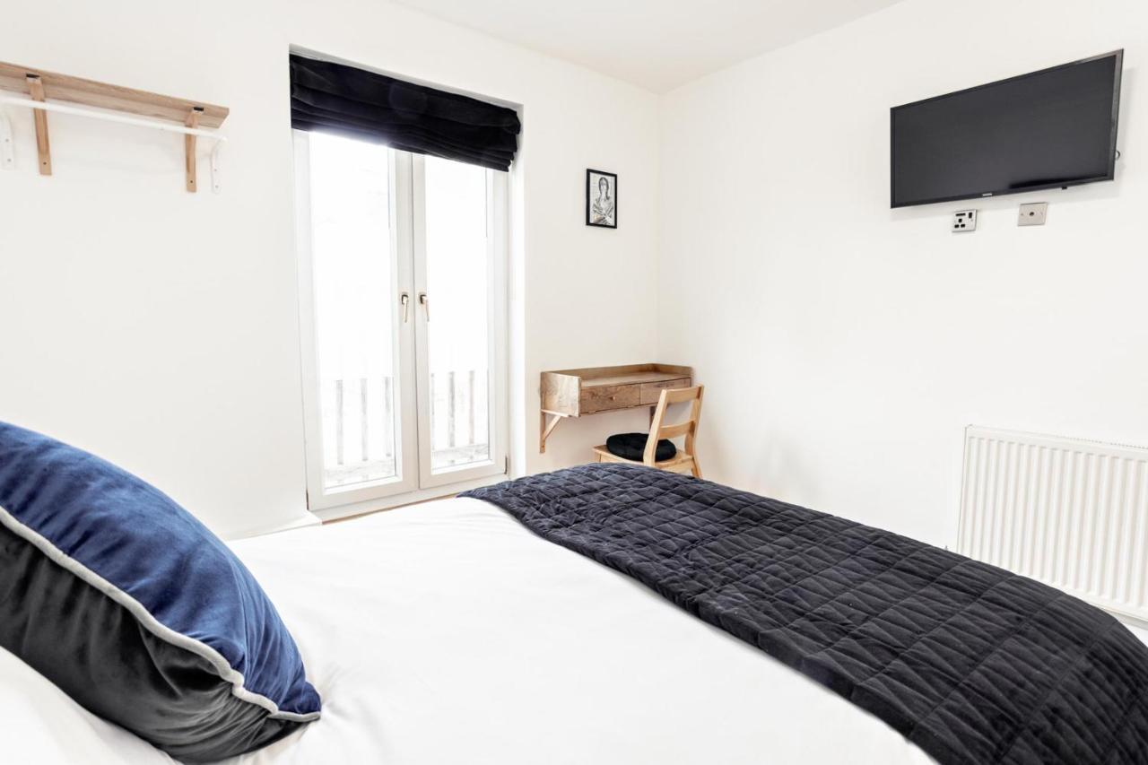 Cambridge House Hotel Buitenkant foto